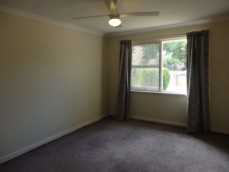 10 Cockman Way, Orelia WA 6167