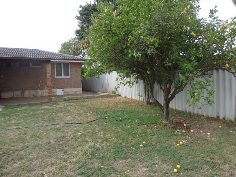 10 Cockman Way, Orelia WA 6167