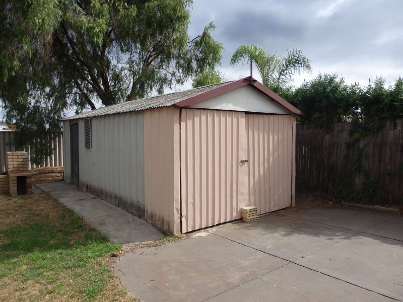 10 Cockman Way, Orelia WA 6167