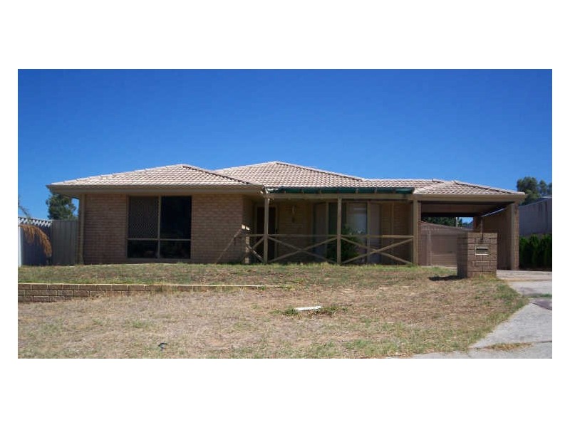 5 Sheoak Hts, Parmelia WA 6167