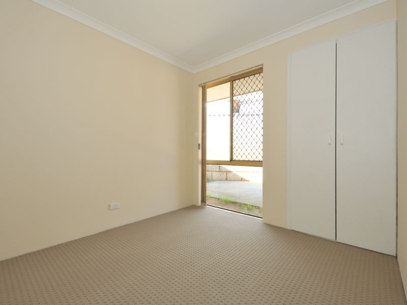 9 Sandford Grove, Parmelia WA 6167