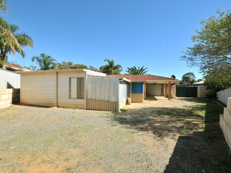 9 Sandford Grove, Parmelia WA 6167