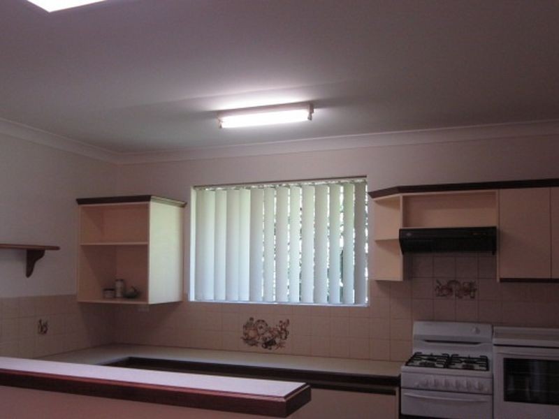 28 Mandfield Way, Parmelia WA 6167