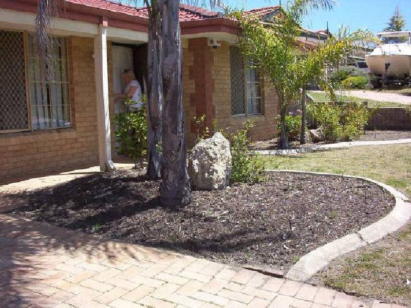 1 Doherty Heights, Parmelia WA 6167