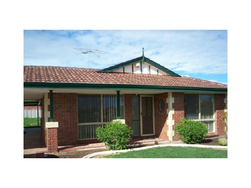 11 Castlerock Avenue, Waikiki WA 6169