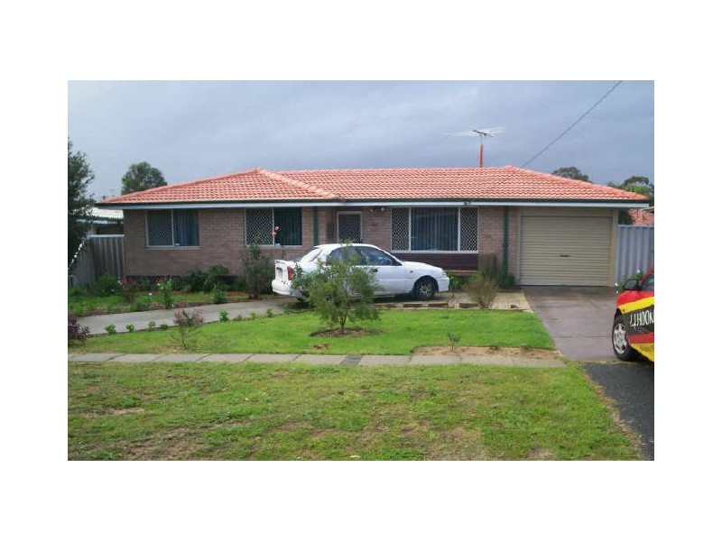 30 Dawson Way, Parmelia WA 6167