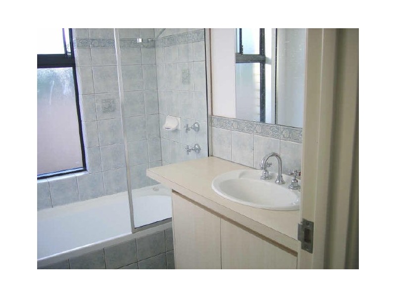 70 Challenger Avenue, Parmelia WA 6167