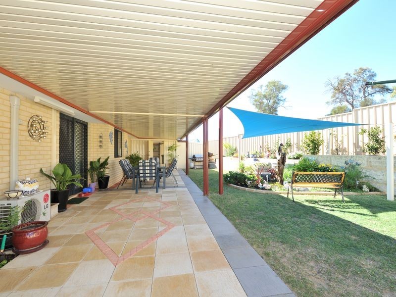 3 Lewes Court, Orelia WA 6167