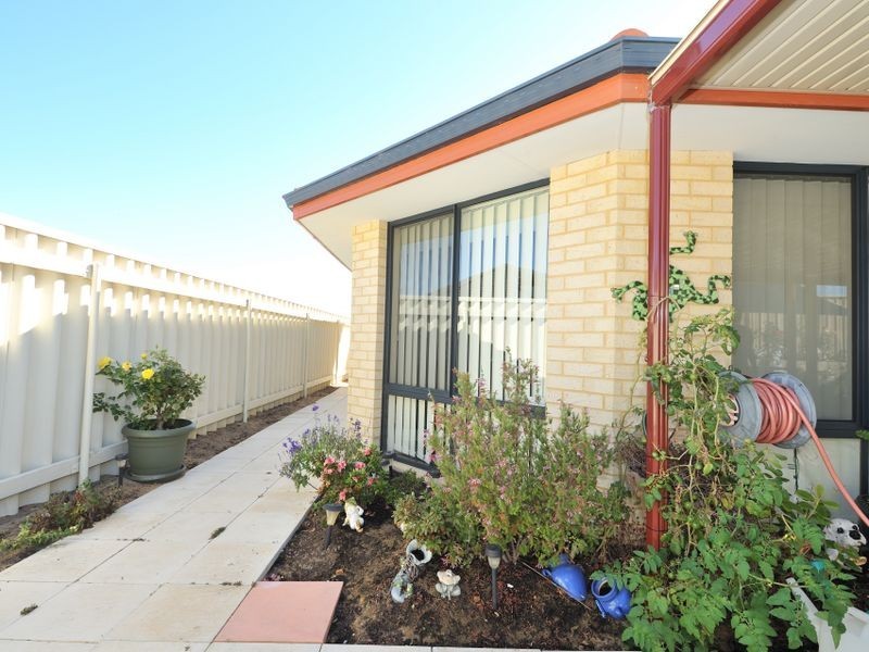 3 Lewes Court, Orelia WA 6167
