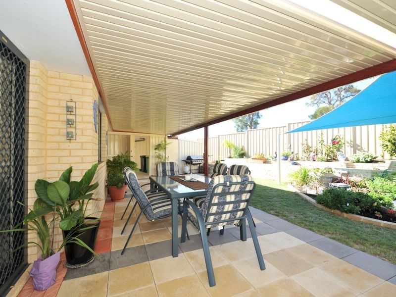 3 Lewes Court, Orelia WA 6167