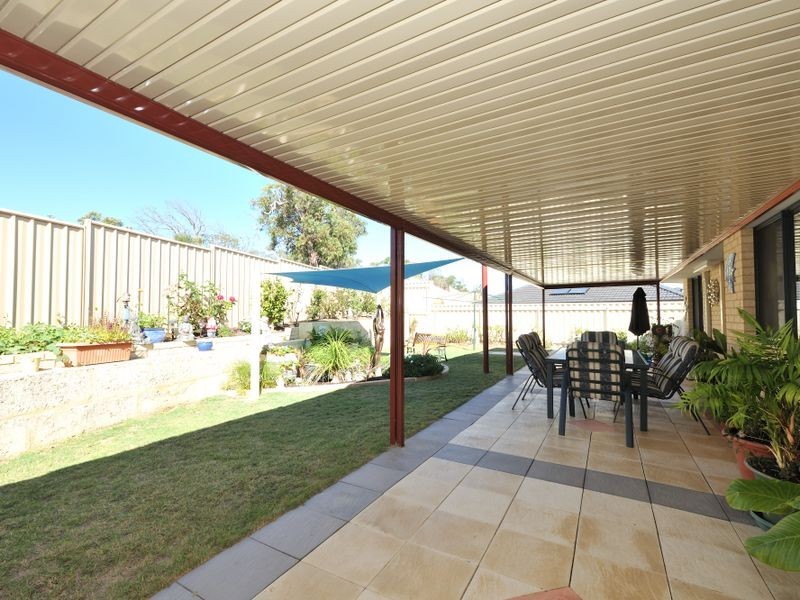 3 Lewes Court, Orelia WA 6167