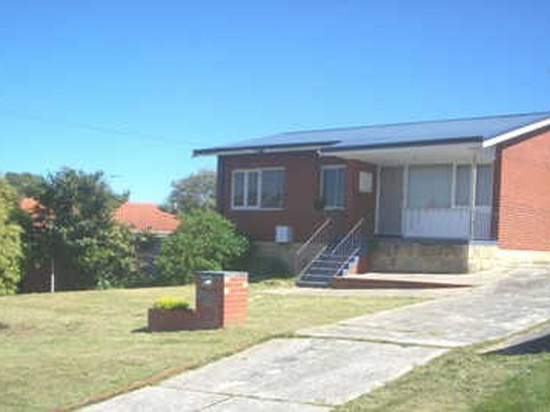 3 Wiggins Road, Orelia WA 6167
