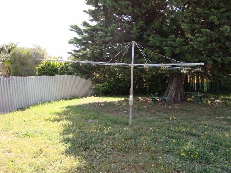 3 Wiggins Road, Orelia WA 6167