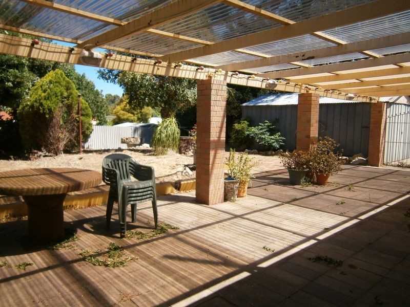 15 Paul Way, Orelia WA 6167