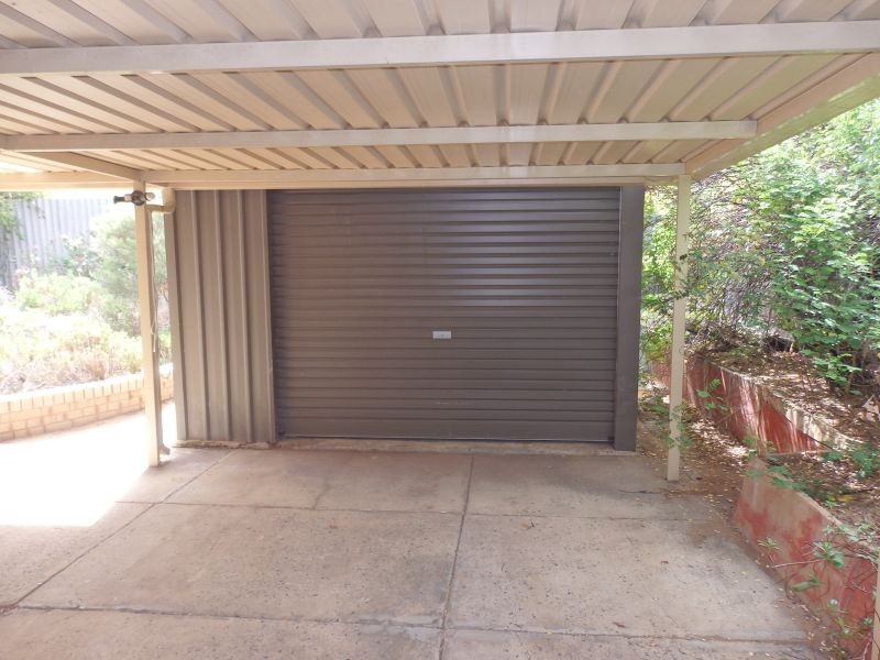 52 Challenger Avenue, Parmelia WA 6167