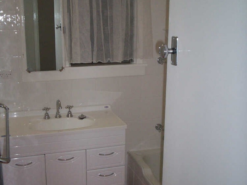 18 Sharman Street, Medina WA 6167