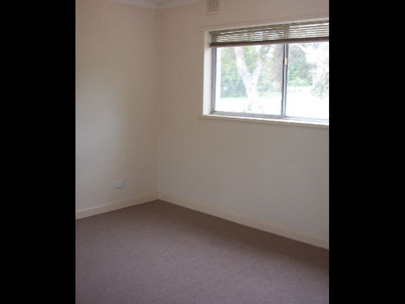 16/4 Canham Way, Orelia WA 6167