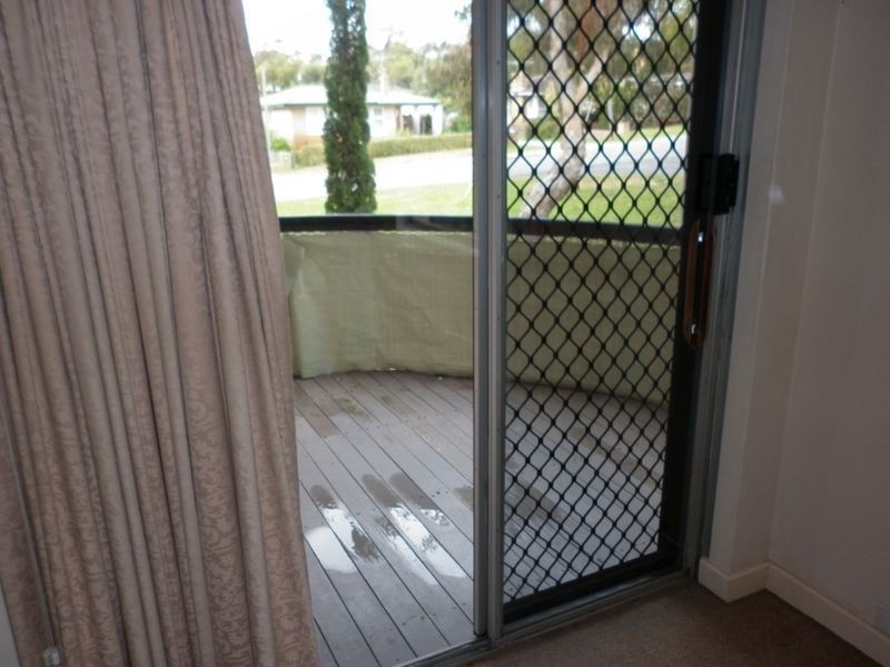 16/4 Canham Way, Orelia WA 6167