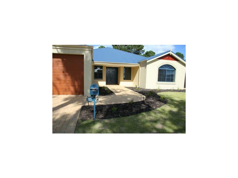 20 Lemongum Drive, Baldivis WA 6171