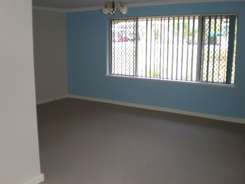 13 Mulligan Way, Orelia WA 6167