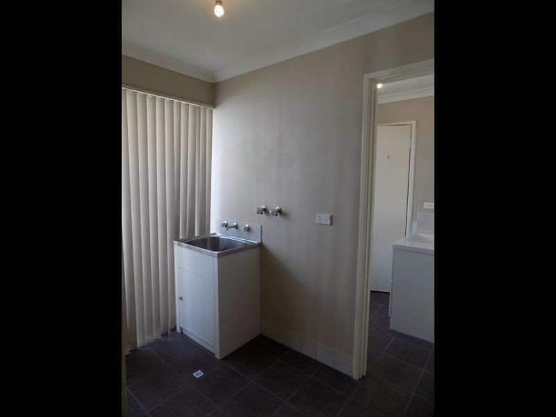 15 Patrick Vista, Parmelia WA 6167