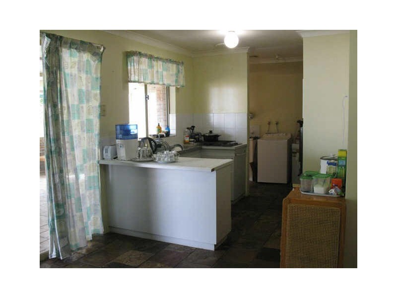 4 Darkins Retreat, Parmelia WA 6167