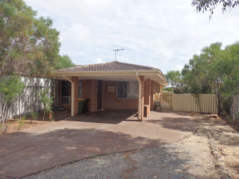 24 Madden Way, Parmelia WA 6167