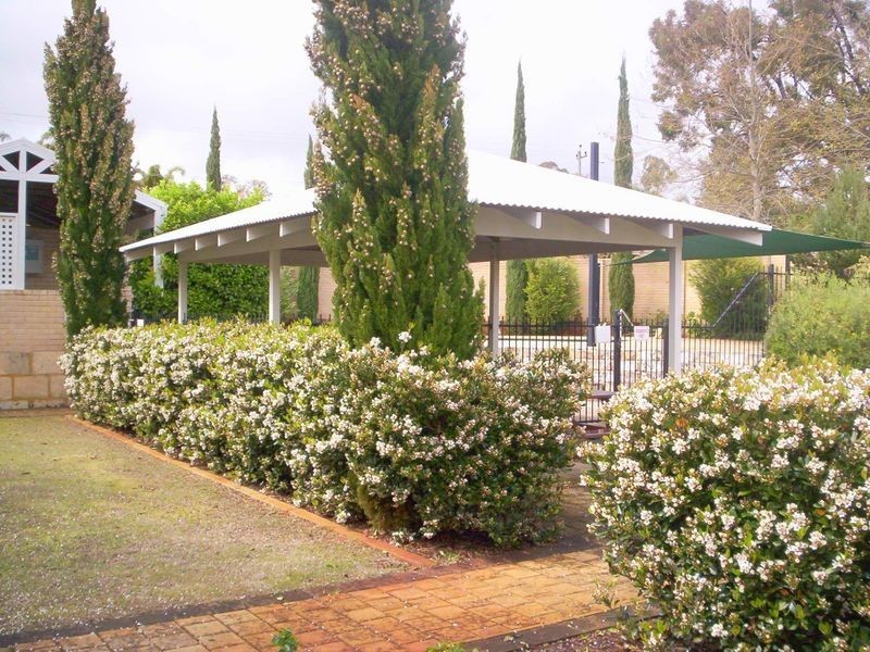 6/4 Canham Way, Orelia WA 6167