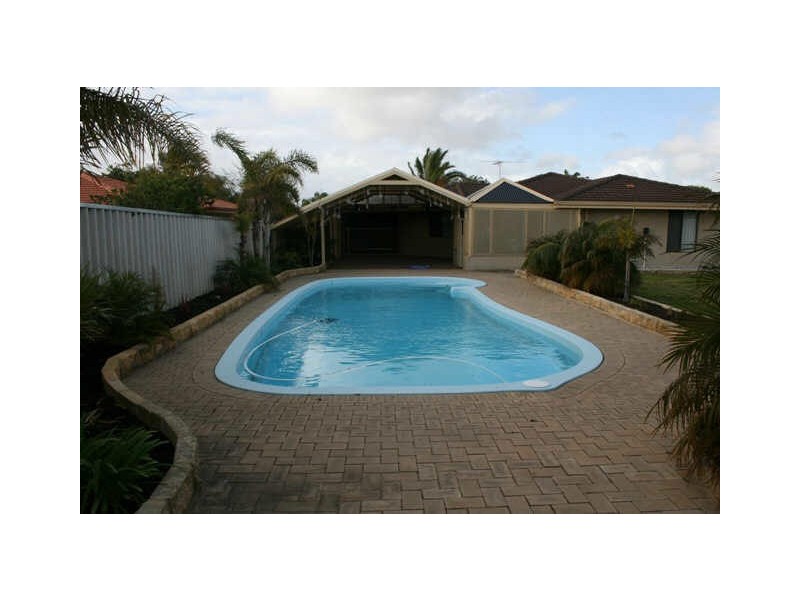 36 St Andrews Loop, Cooloongup WA 6168