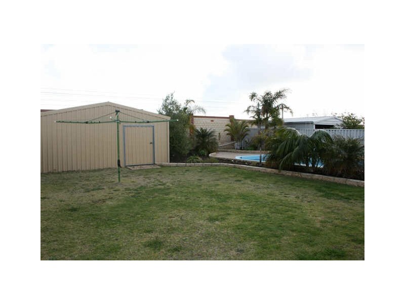 36 St Andrews Loop, Cooloongup WA 6168