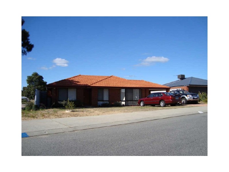 27 Sutherland Parade, Parmelia WA 6167
