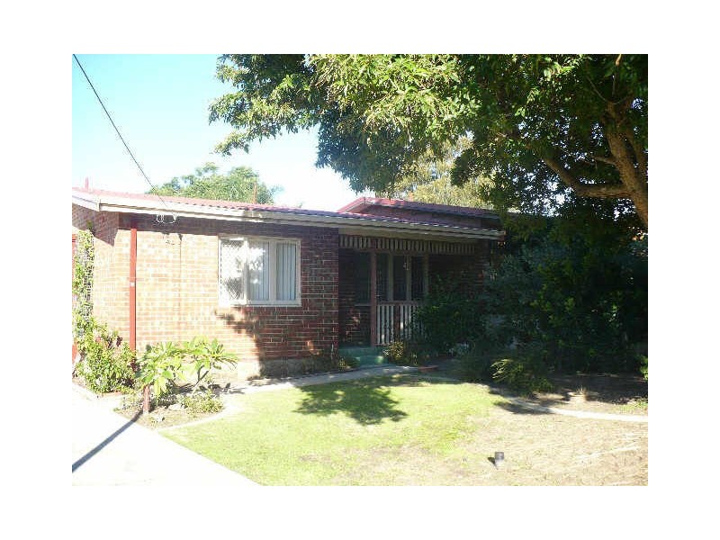 6 Knight Place, Calista WA 6167