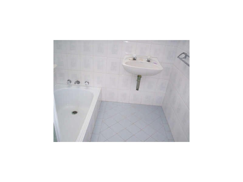 27 Edmund Way, Calista WA 6167