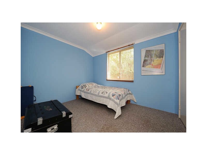 11 Eddy Close, Leda WA 6170