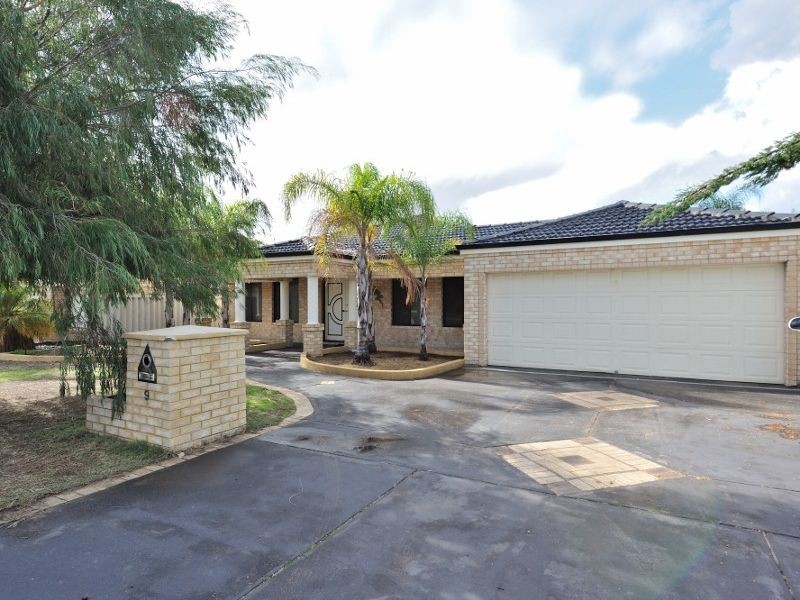 9 Colchester Avenue, Orelia WA 6167