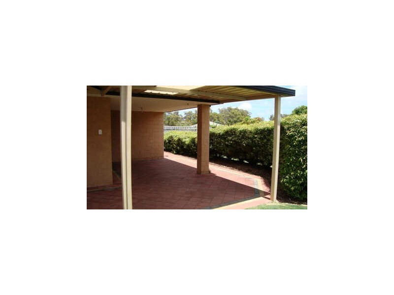 9 Tudor Court, Parmelia WA 6167
