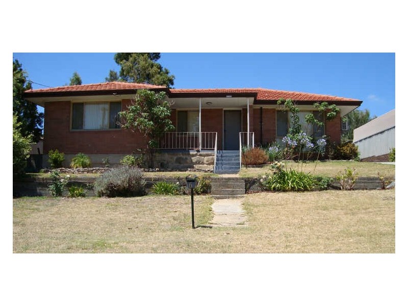 6 Hunt Place, Parmelia WA 6167
