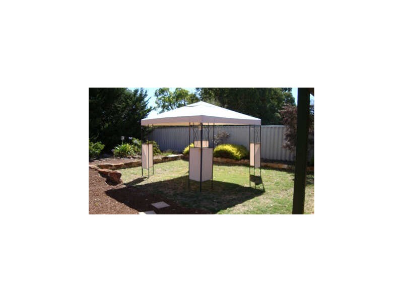 32 Judges Gardens, Leda WA 6170