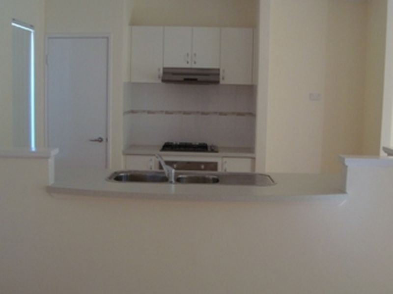 13 Petworth Street, Wellard WA 6170