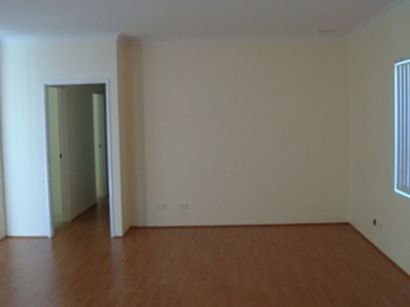 13 Petworth Street, Wellard WA 6170