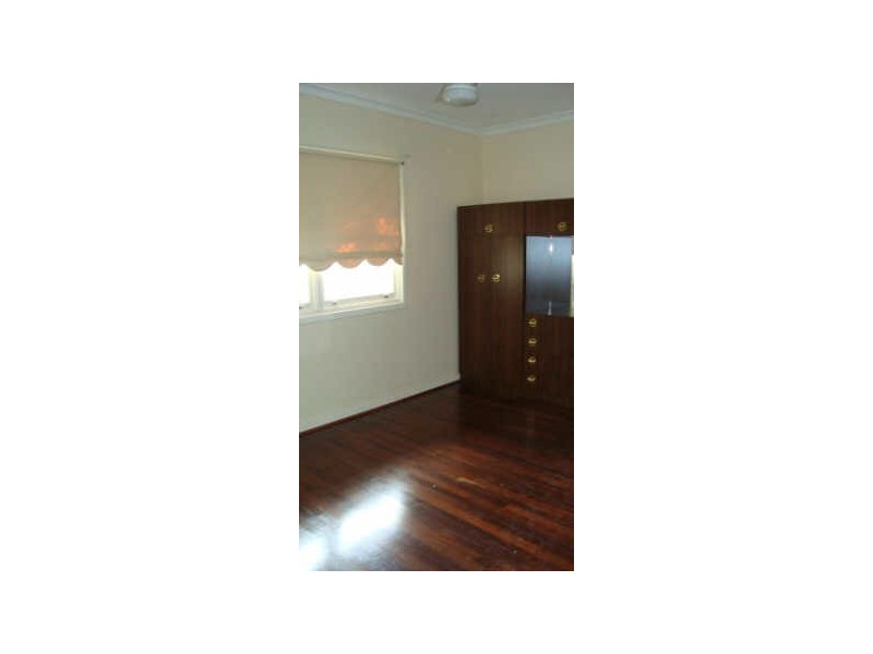 10 Bingfield Rd West, Medina WA 6167