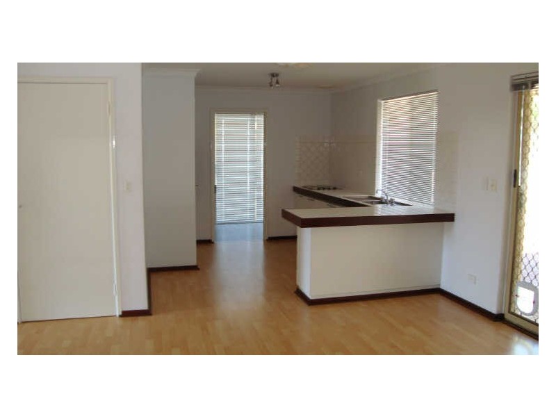 2 Darkins Retreat, Parmelia WA 6167