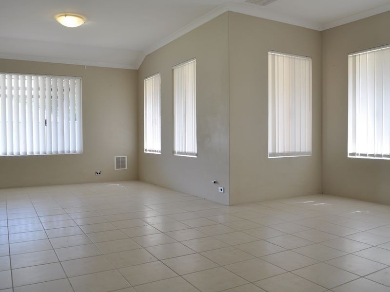 29 Weybridge Drive, Wellard WA 6170