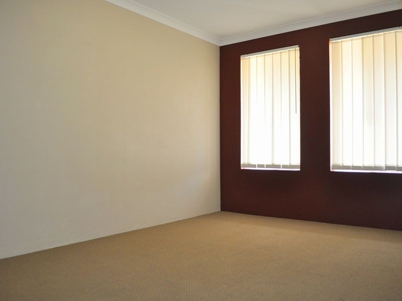 29 Weybridge Drive, Wellard WA 6170