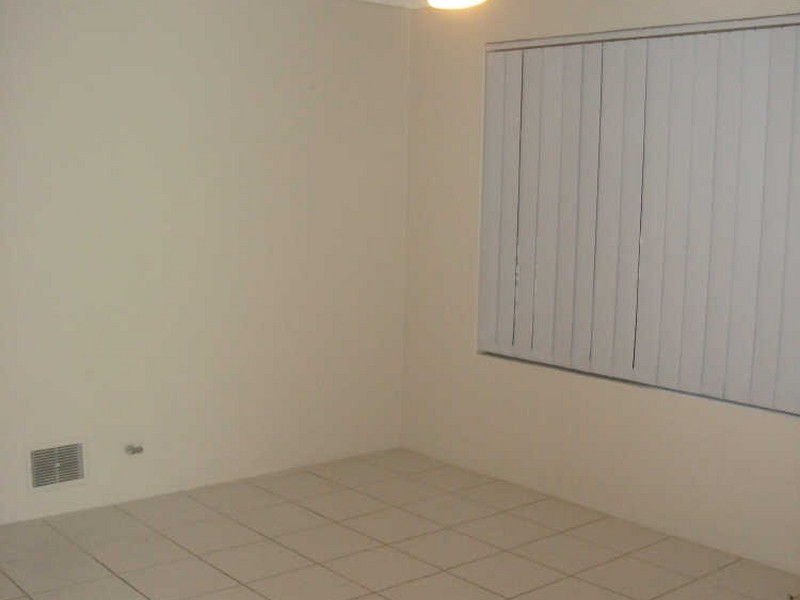 7 Judges Gardens, Leda WA 6170