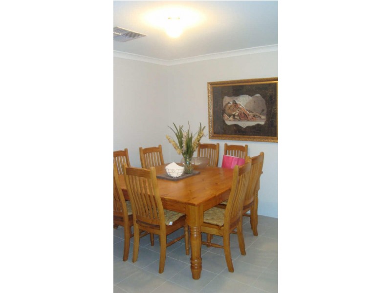 42 Orelia Avenue, Orelia WA 6167