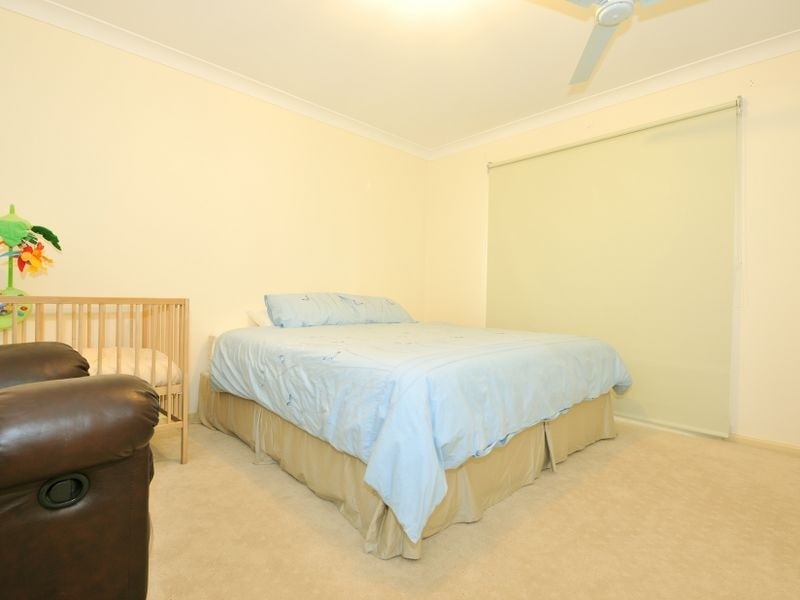 11 Nutcher Way, Parmelia WA 6167