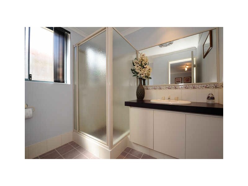 9 Spelthorne Way, Wellard WA 6170