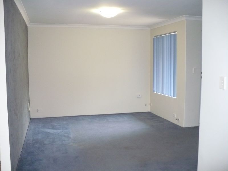 7 Chipper View, Parmelia WA 6167