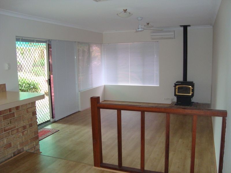 4 Newstead Crescent, Parmelia WA 6167